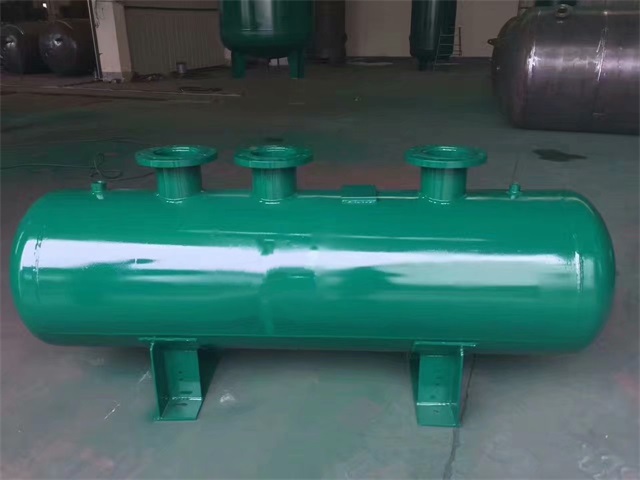 克拉玛依克拉玛依克拉玛依蒸汽分气缸